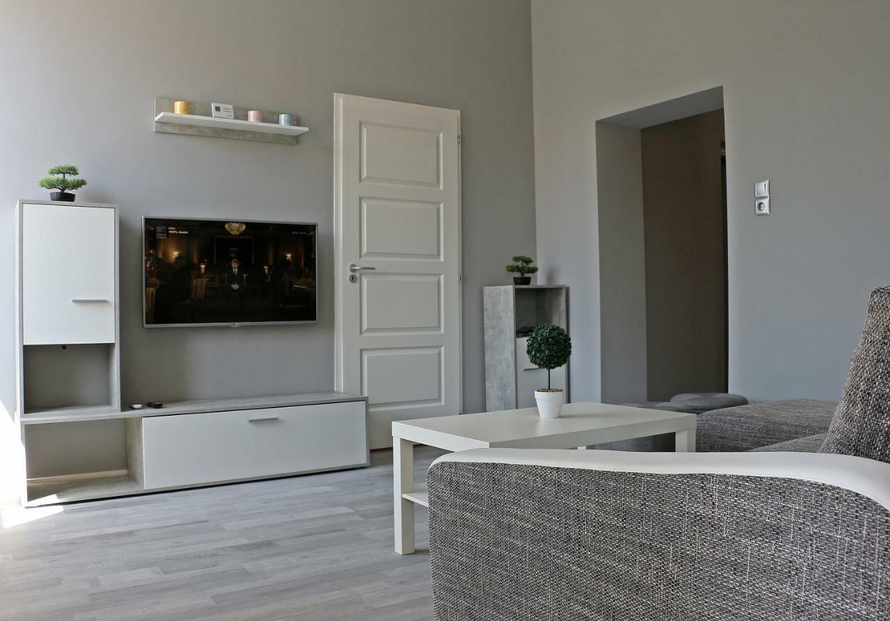 Centroom Apartman Sátoraljaújhely Екстериор снимка